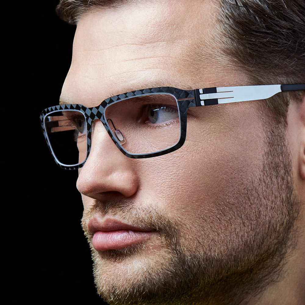 Ic! Berlin FLX_03 Median Night-Pearl Eyeglasses Lifestyle Shot 2