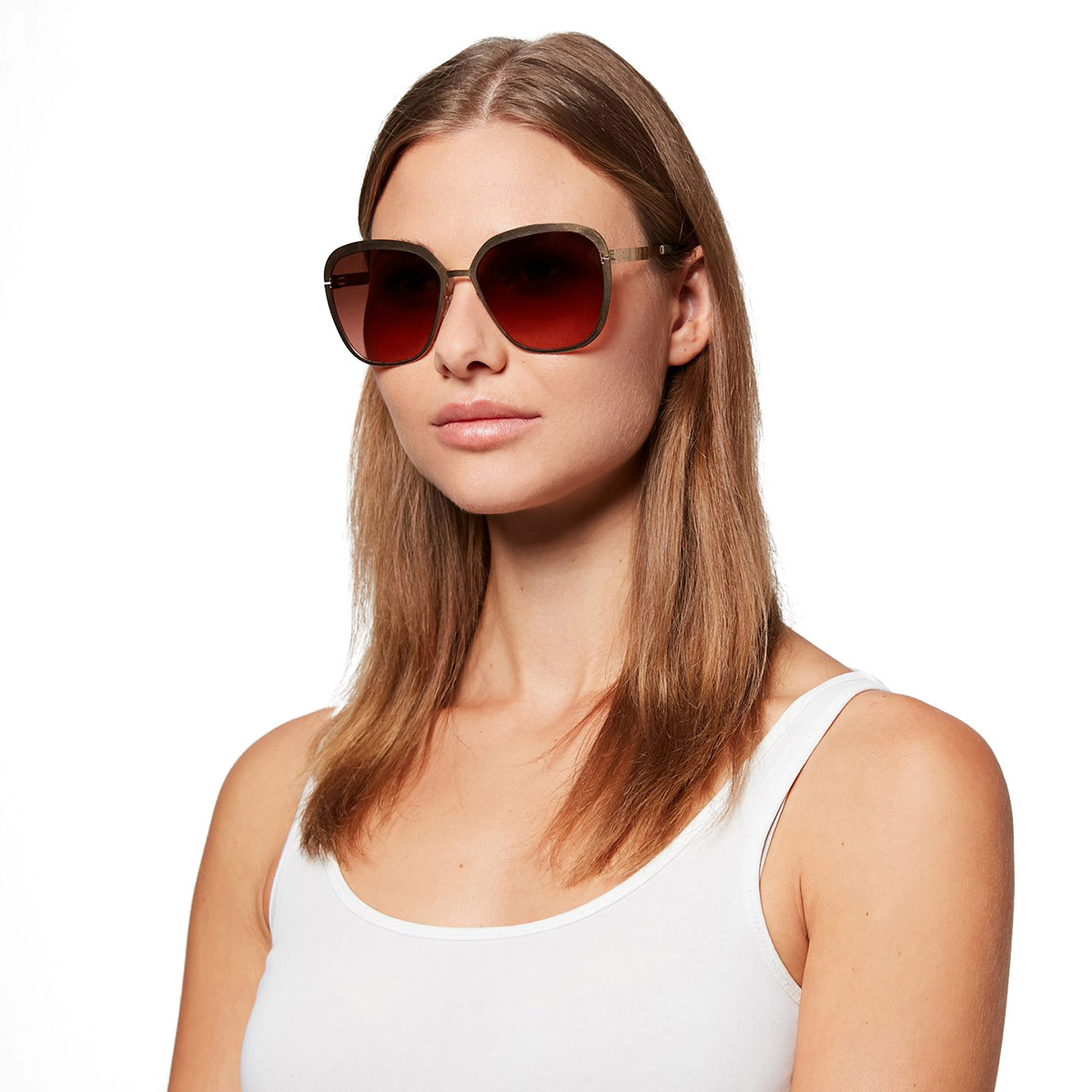 Ic! Berlin Grunewald Rosé-Gold Sunglasses On Female Model