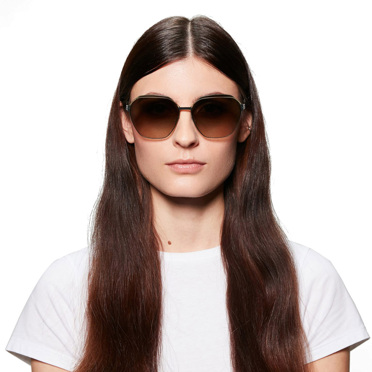 Ic! Berlin Kiez Rosé-Gold Sunglasses On Female Model