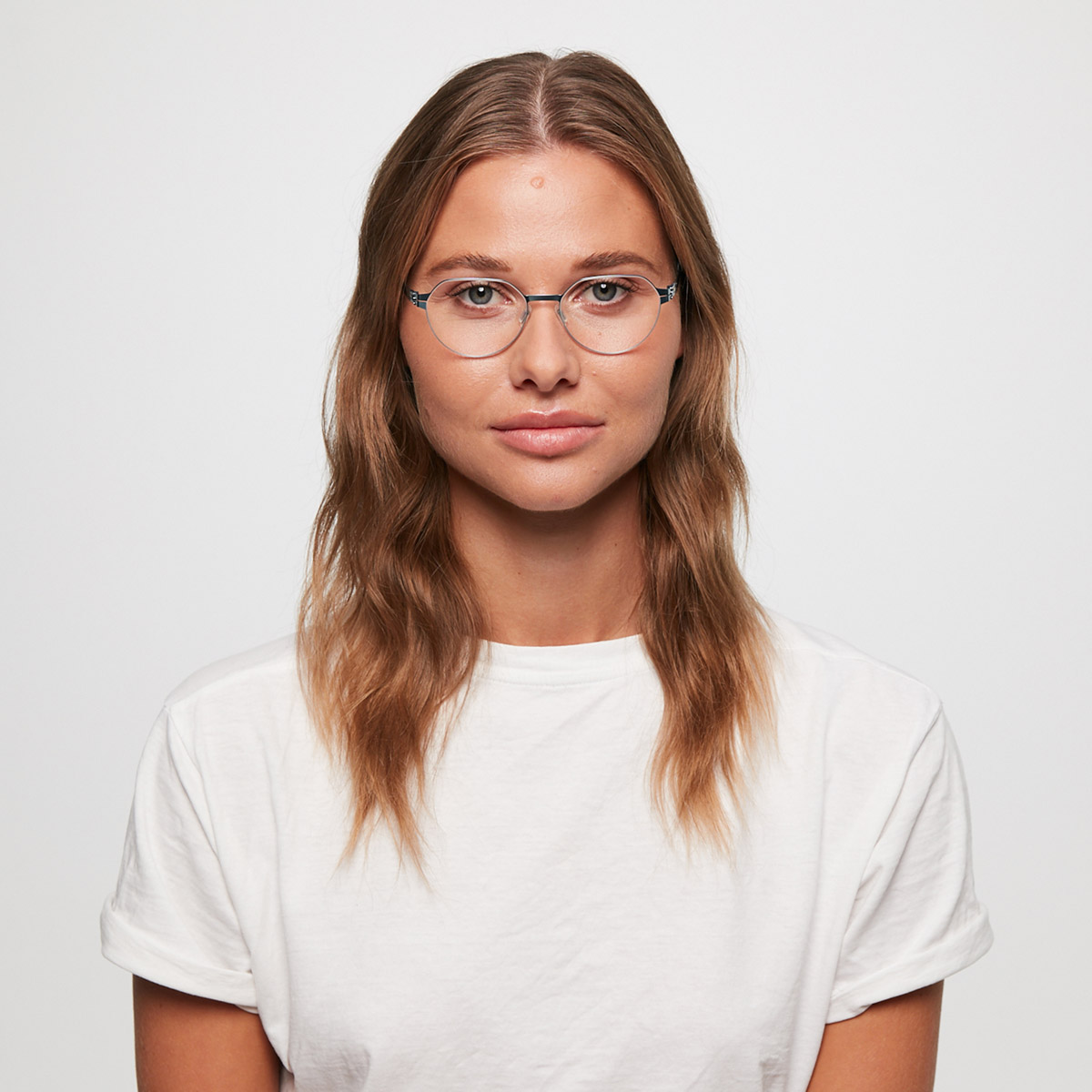 Ic! Berlin Ksenia E. Silver Mint Eyeglasses On Female Model