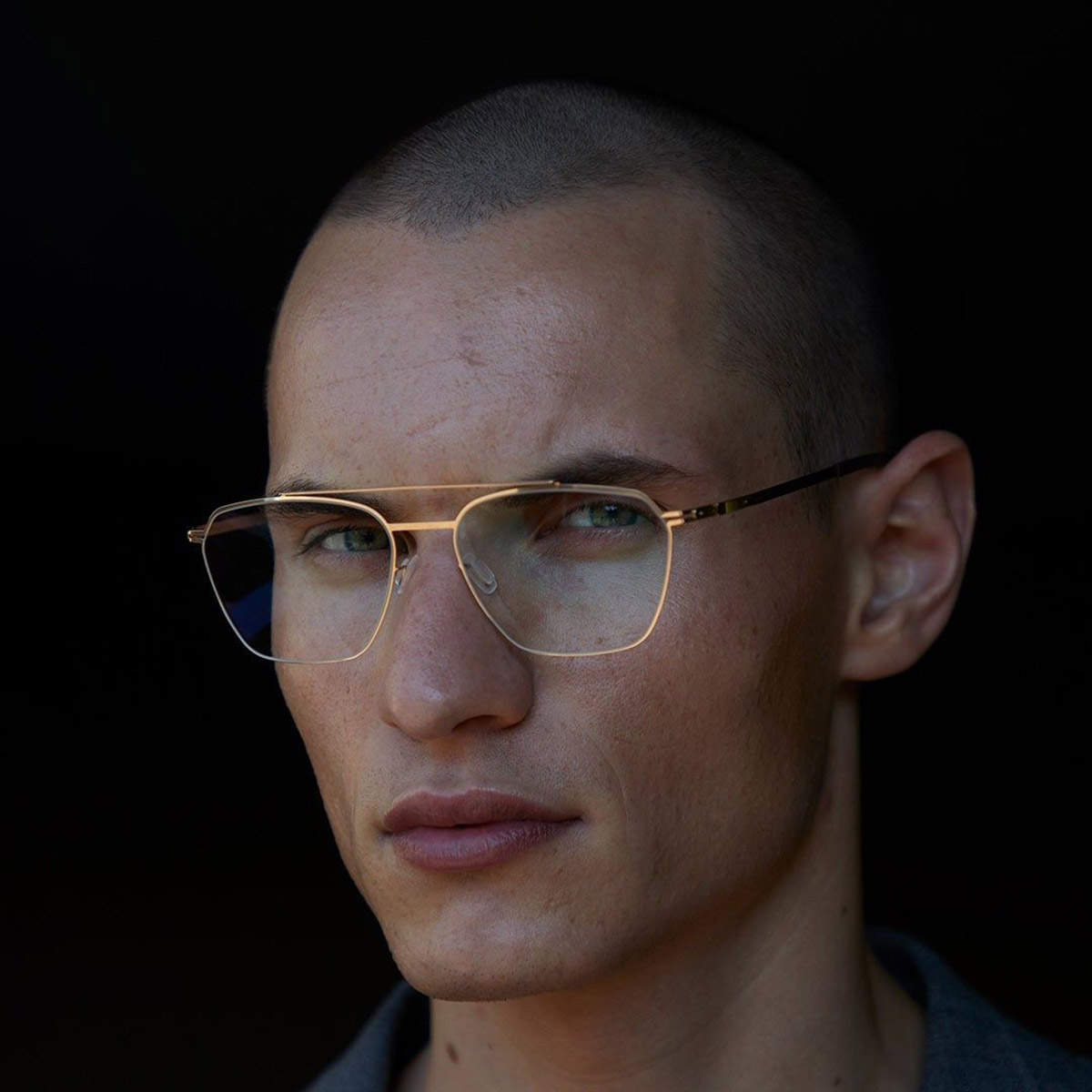 Ic! Berlin Poniente Rosé-Gold Eyeglasses Lifestyle Shot