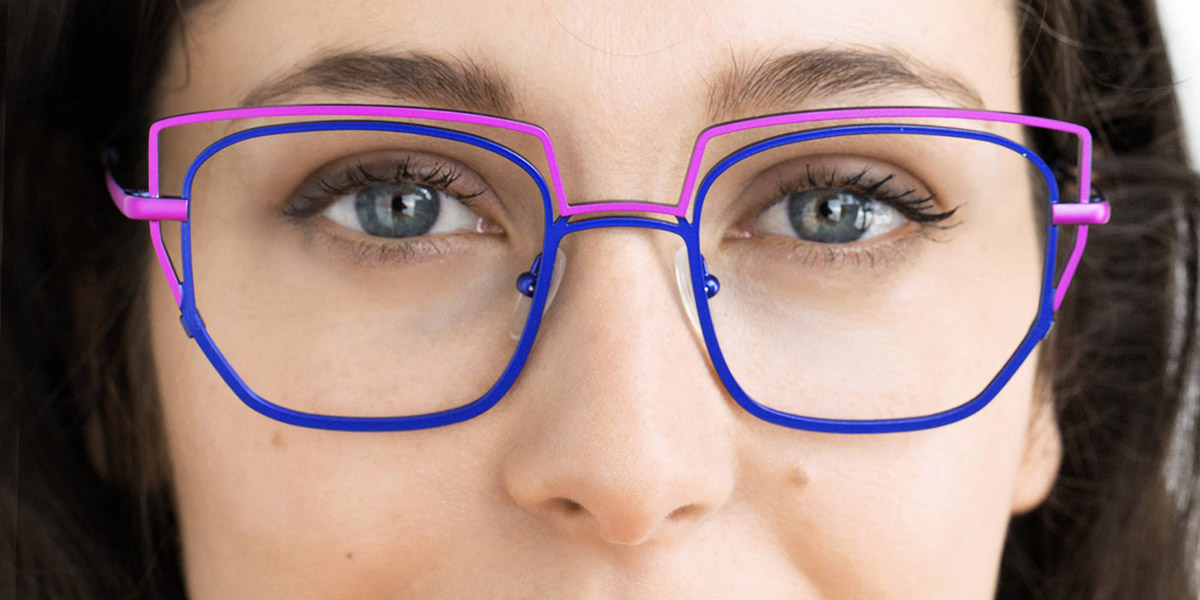 LaFont™ - Nora