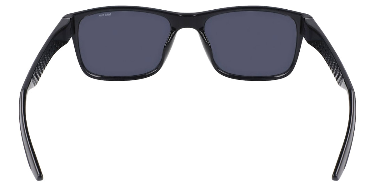 Nike™ - LIVEFREE CLASSIC EV24011
