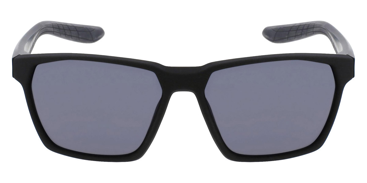 Nike™ - MAVERICK S DJ0790