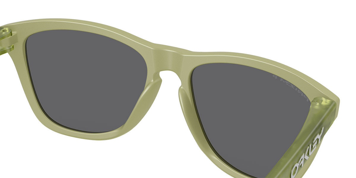 Color: Matte Fern (9013M2) - Oakley OO90139013M255