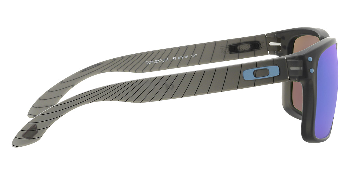 Color: Matte Gray Smoke (9102X5) - Oakley OO91029102X555