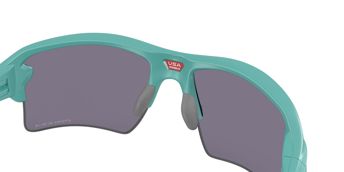 Color: Matte Pacific (9188K1) - Oakley OO91889188K159