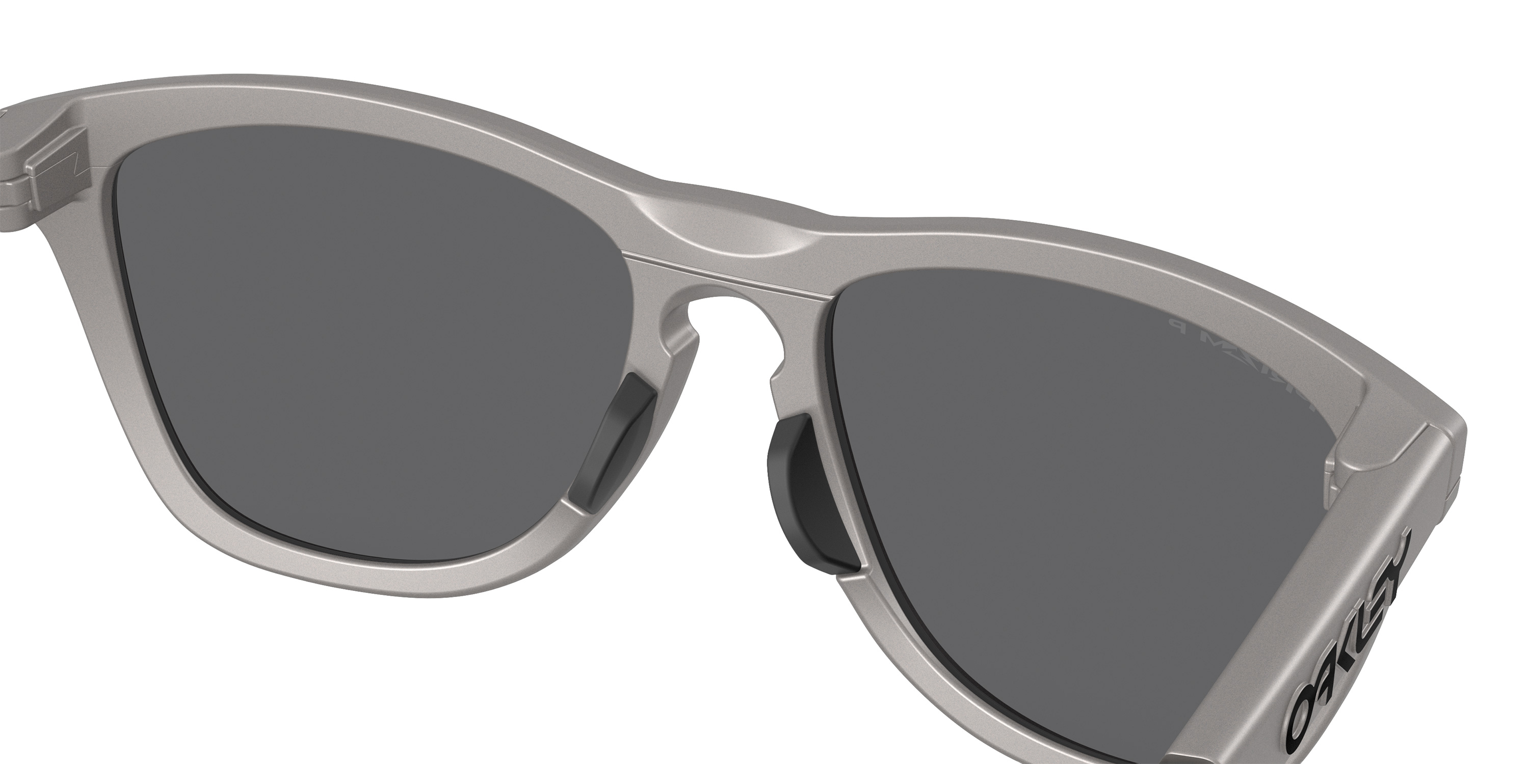 Color: Titanium (928423) - OAKLEY OO928492842355