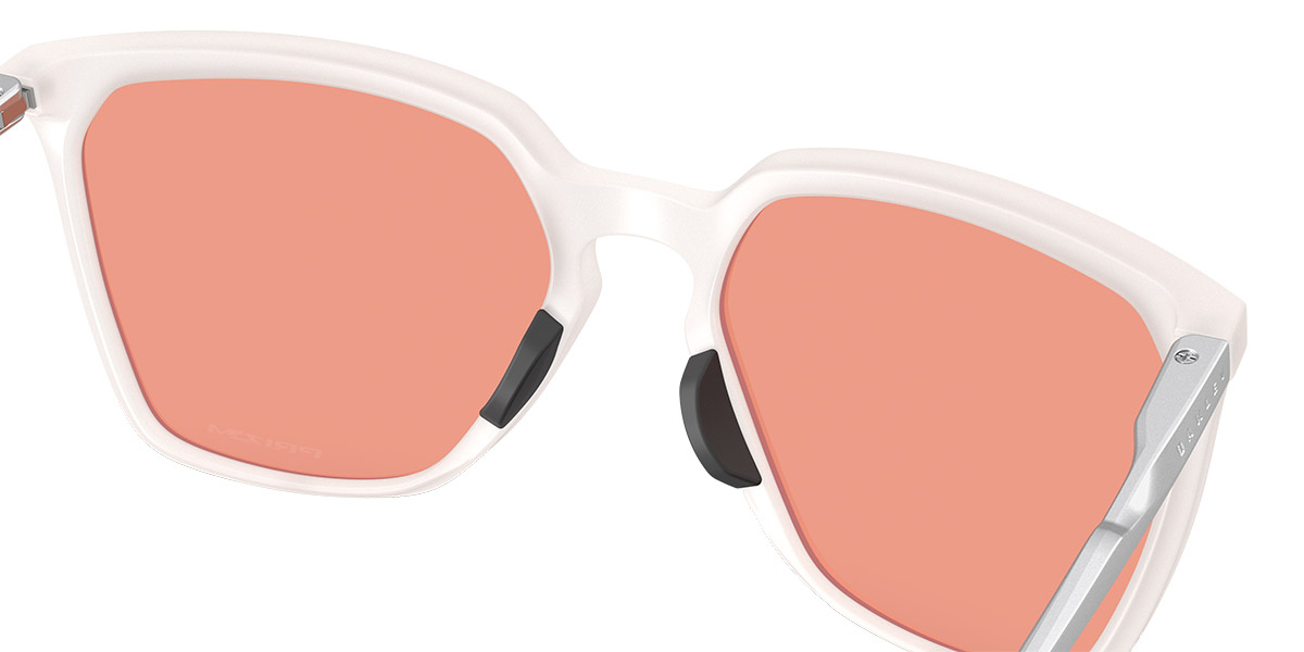 Color: Matte Vapor/Light Silver (948008) - Oakley OO948094800857
