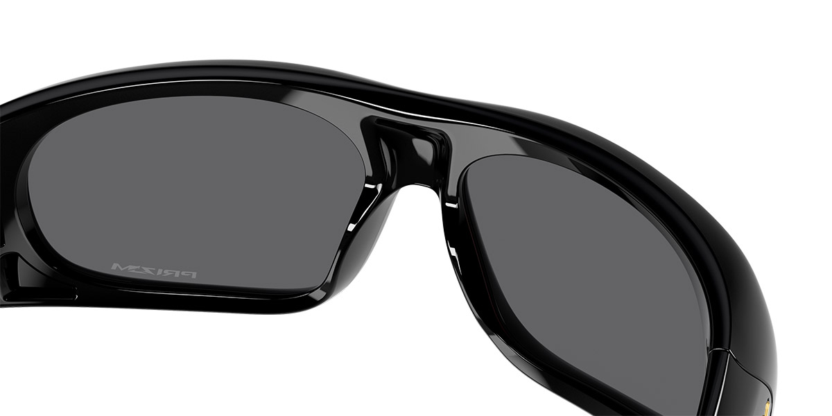 Color: Polished Black (949101) - Oakley OO949194910161