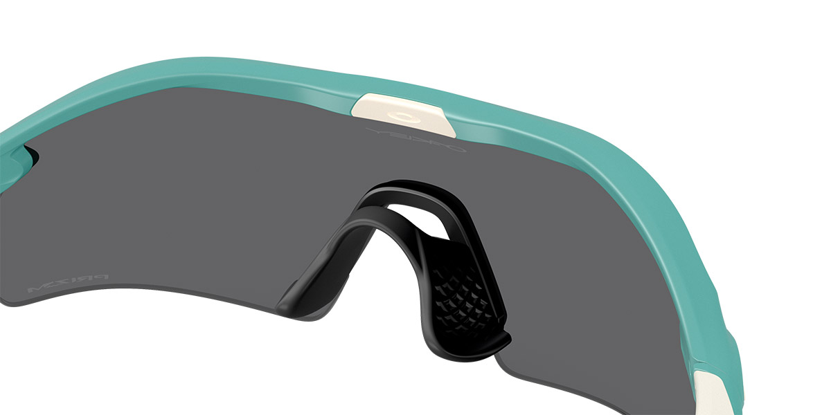 Oakley™ - Radar Plate OO9495D