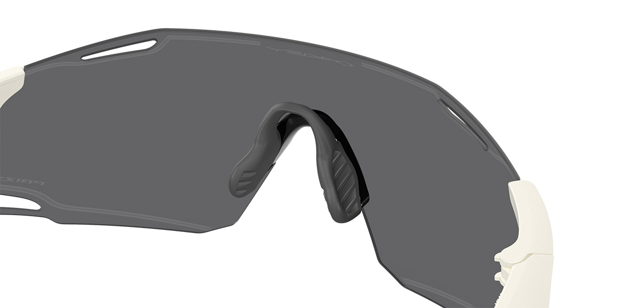 Oakley™ - Cybr Dyno OO9513D