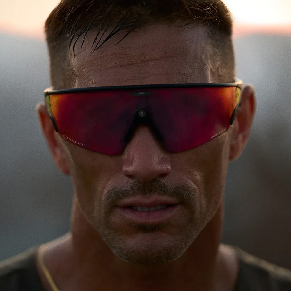 OAKLEY™ - META Vanguard OW8001