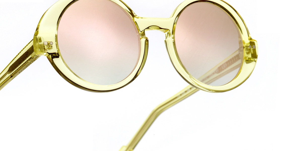 Color: Shiny Translucent Yellow (336) - Sabine Be SBEMVALS336153944