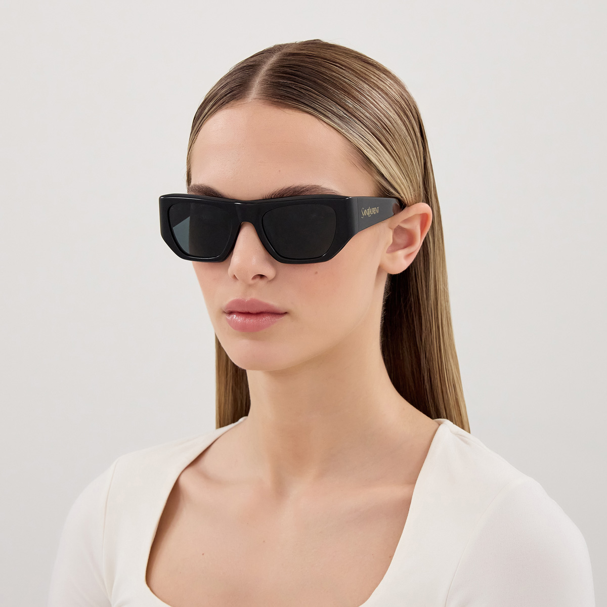 Color: Black (005) - Saint Laurent SL74000552