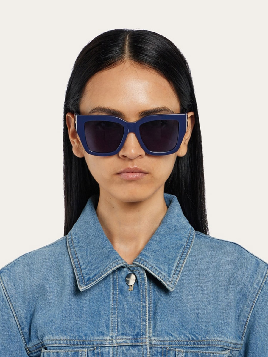 Salvatore Ferragamo™ - SF1104S