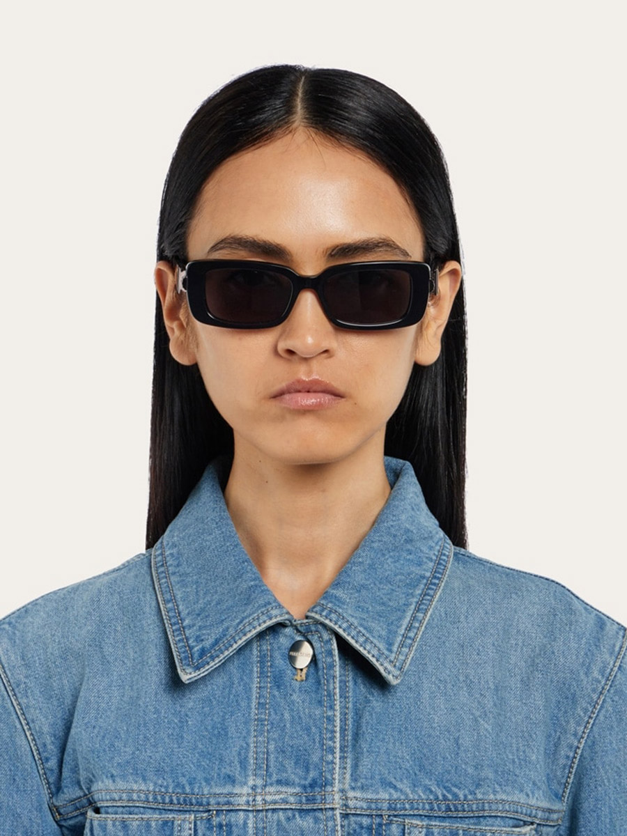 Salvatore Ferragamo™ - SF1105S