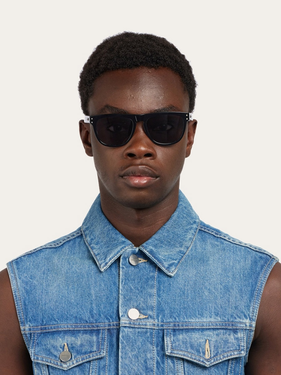Salvatore Ferragamo™ - SF1111S