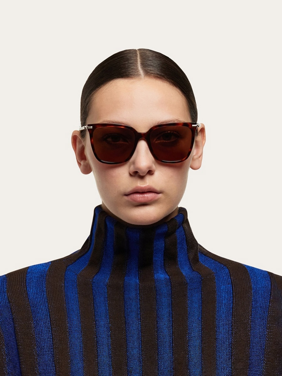 Salvatore Ferragamo™ - SF2037S