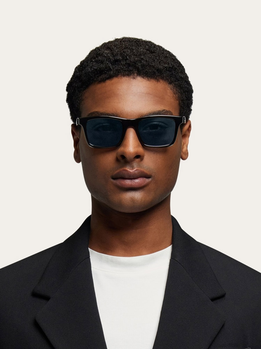 Salvatore Ferragamo™ - SF2060SE