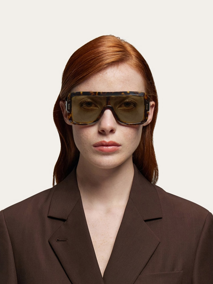 Salvatore Ferragamo™ - SF2061SE