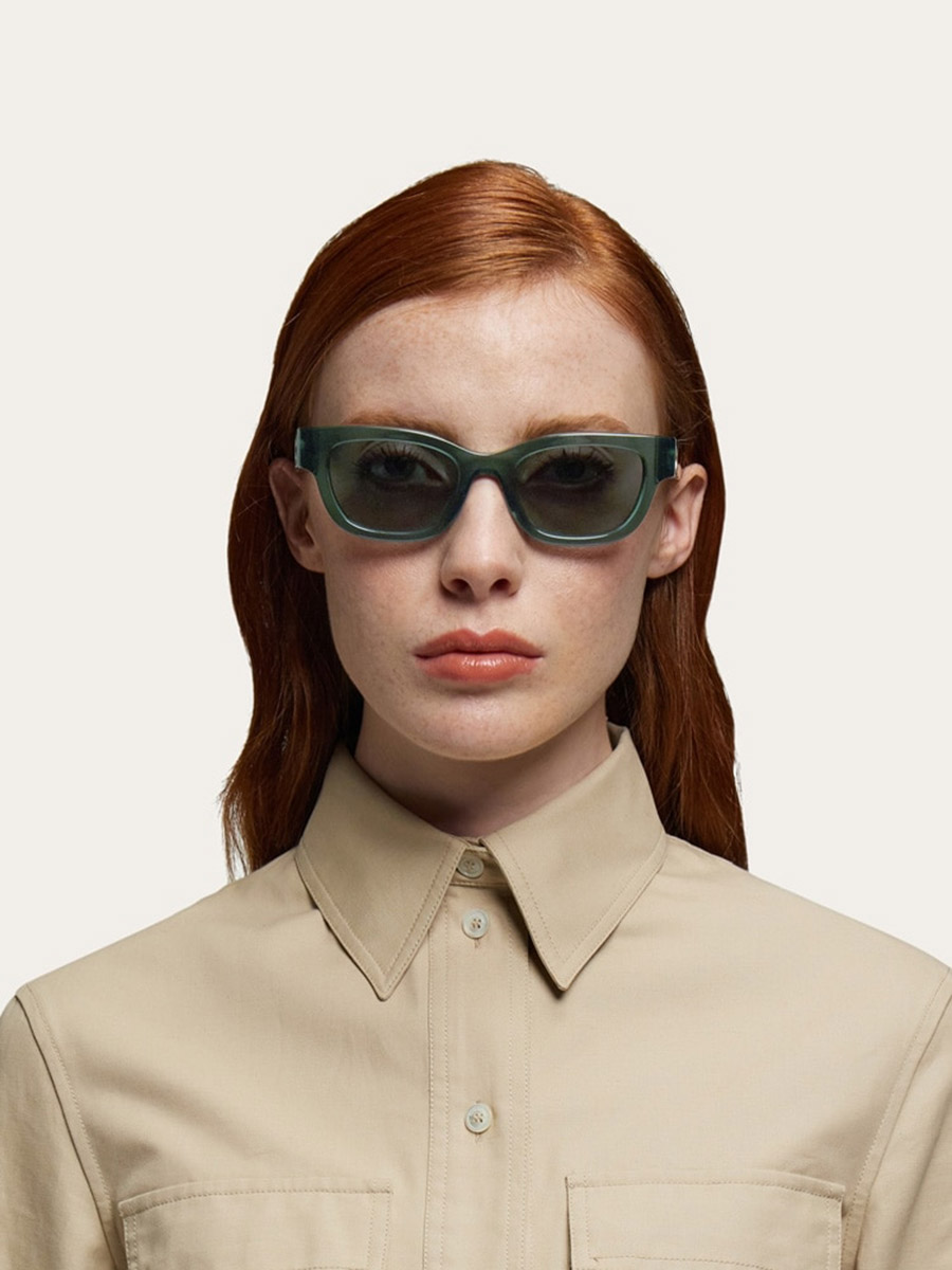Salvatore Ferragamo™ - SF2067S