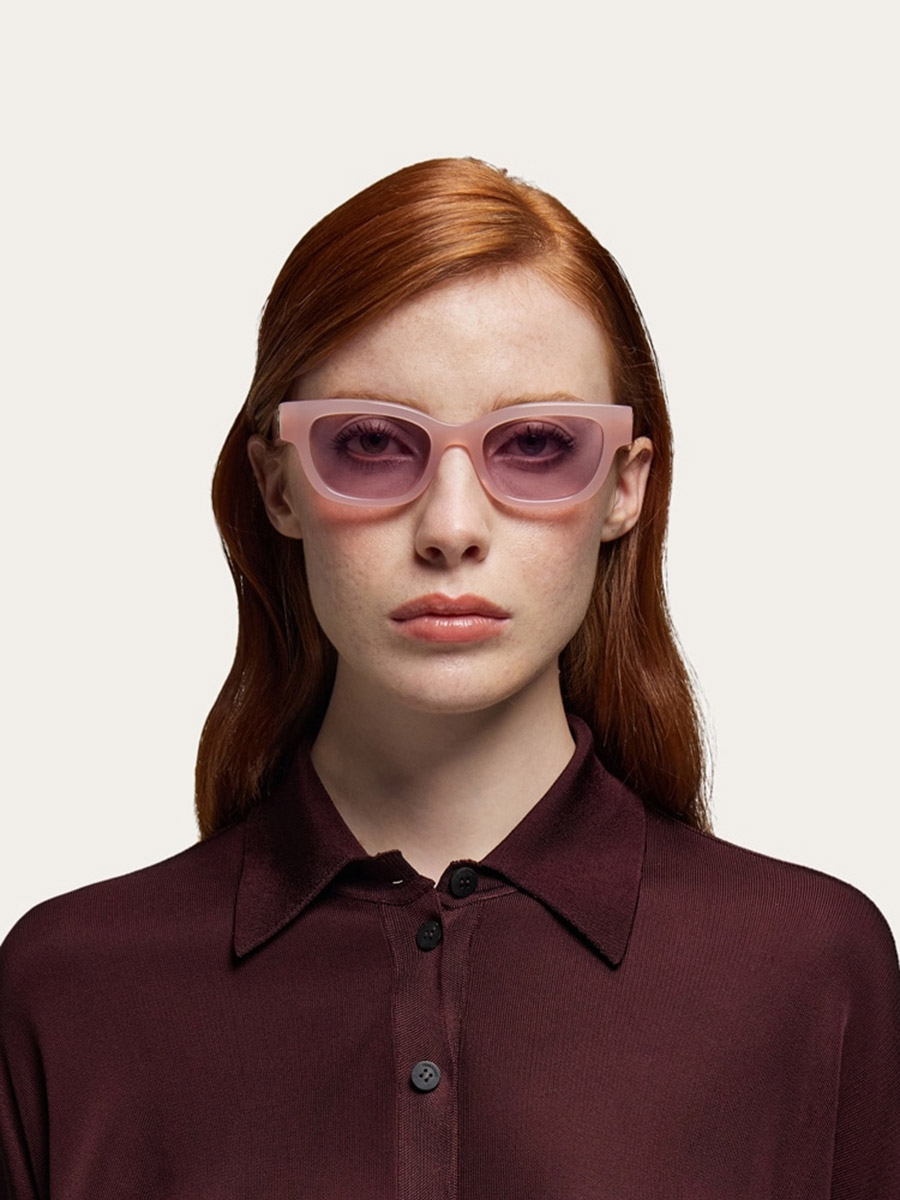 Salvatore Ferragamo™ - SF2067S
